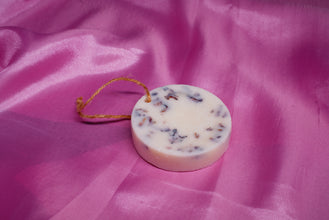Rose vanilla perfumed wax sachet
circle shape